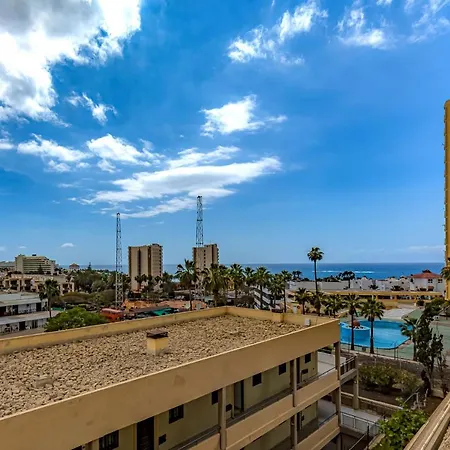 Newly Reformed With Sea View And Pool, In Front Of The Beach, In بلايا ذي لاس أميريكاس